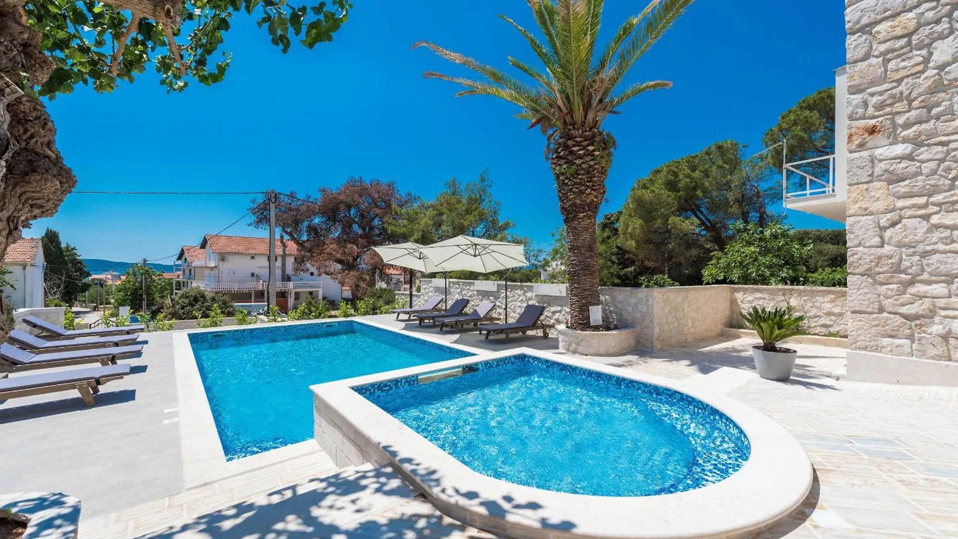 My Dalmatia - Authentic Villa Dumina With Private Heated Pool Sukosan