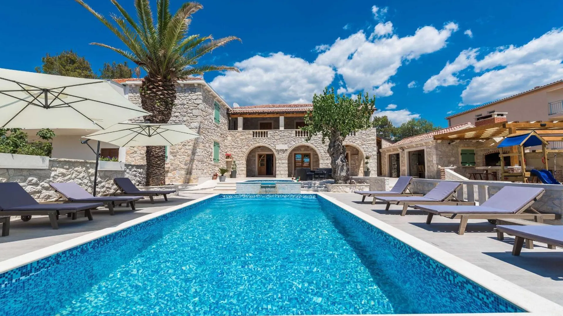 My Dalmatia - Authentic Villa Dumina With Private Heated Pool Sukosan